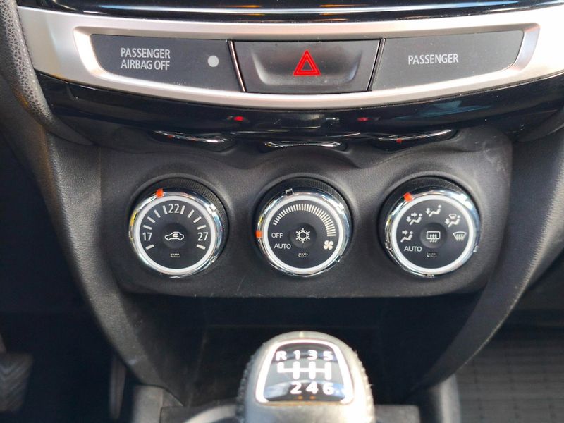 Mitsubishi ASX (2016) Invite, 4x4, 84kw, ČR, tažné, - fotka 16 z 23