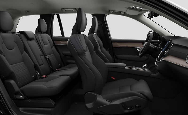 Volvo XC90 (2026) B5 AWD PLUS DARK - fotka 12 z 17