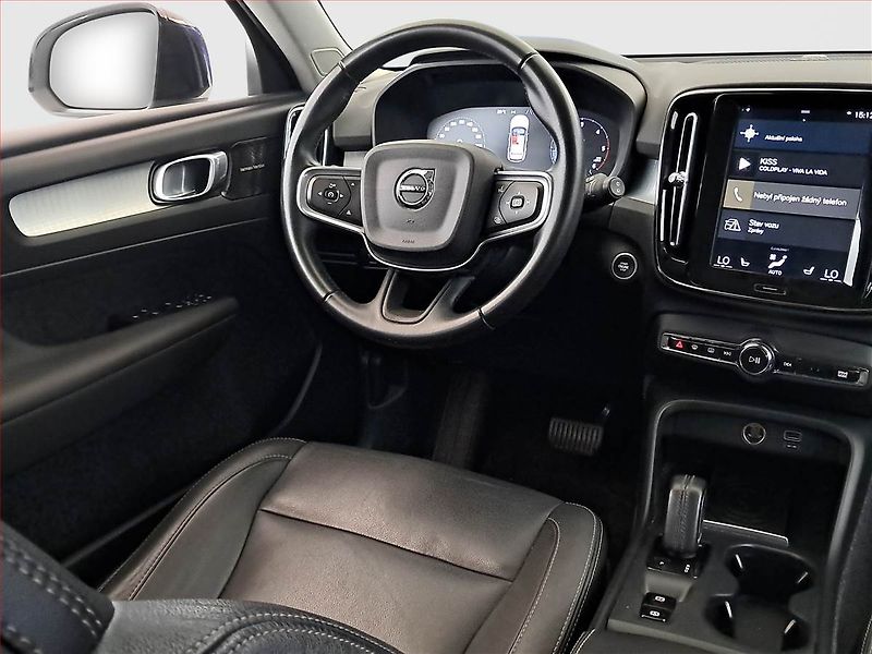 Volvo XC40 (2019) D3 AWD, 4X4, Automat, Kůže - fotka 7 z 23