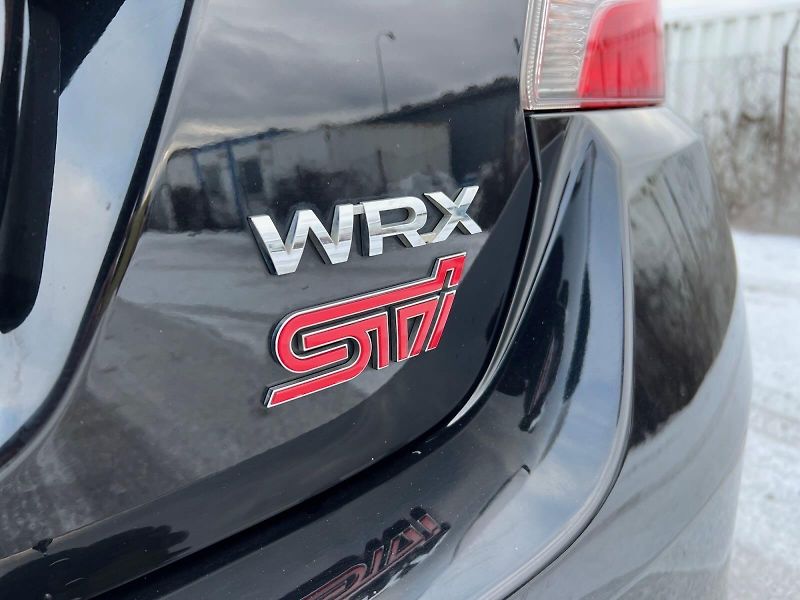 Subaru WRX STI (2016) 2.5 BOXER 221kW SPORT HK CZ - fotka 28 z 32