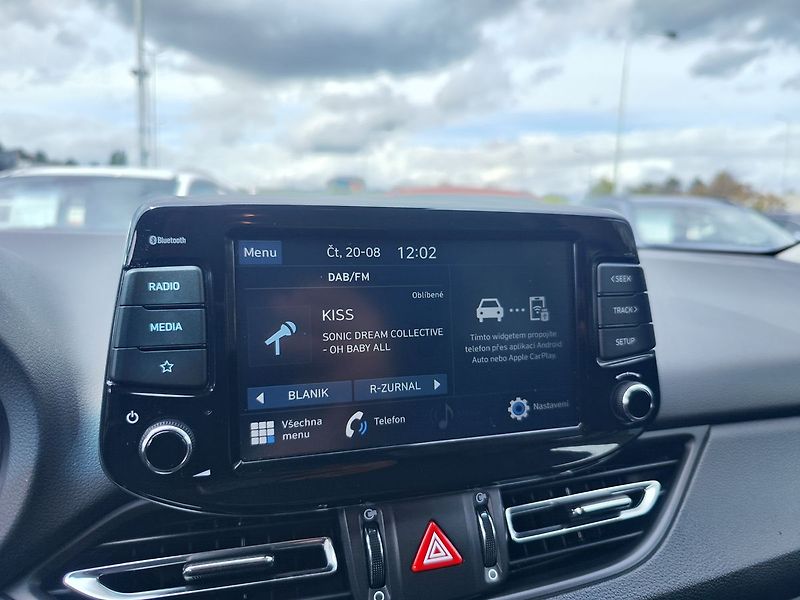 Hyundai i30 1.0 T-GDI/88kW Smart DCT - fotka 16 z 32