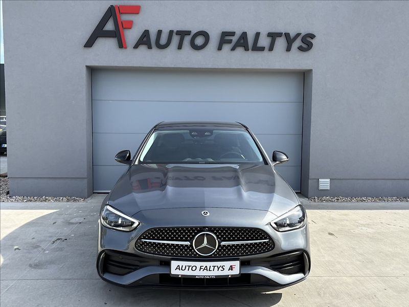 Mercedes-Benz Třídy C 2,0 220d 147 KW AMG 4 MATIC CZ - fotka 3 z 32