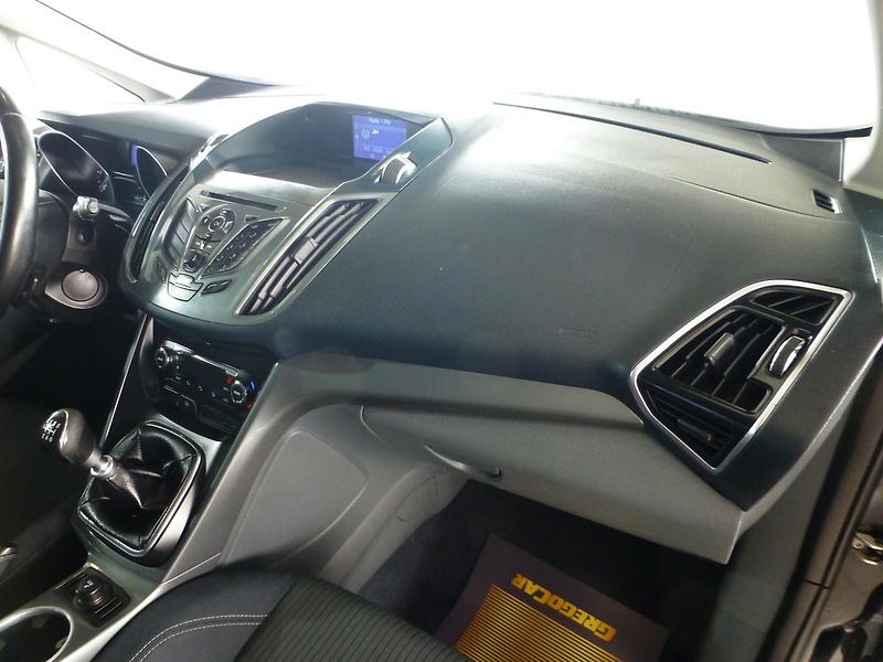 Ford C-MAX (2012) 1,6TDCI-85KW**ALU*PARK.S**NAVI - fotka 18 z 24