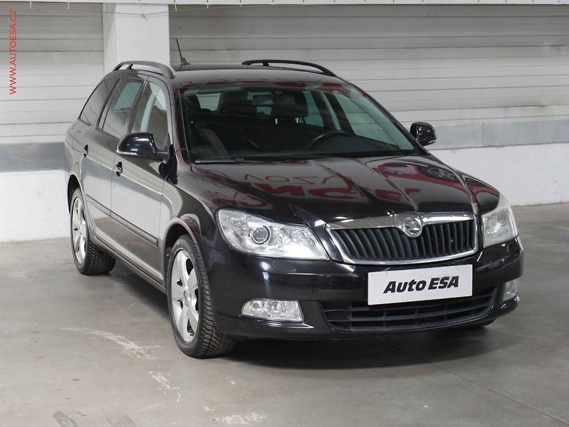 Škoda Octavia (2011) 2.0TDi, P.čidla - fotografie inzerátu
