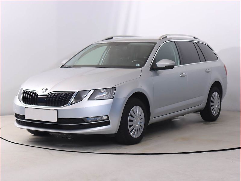 Škoda Octavia (2019) 1.6 TDI, Automat, Serv.kniha - fotka 2 z 19