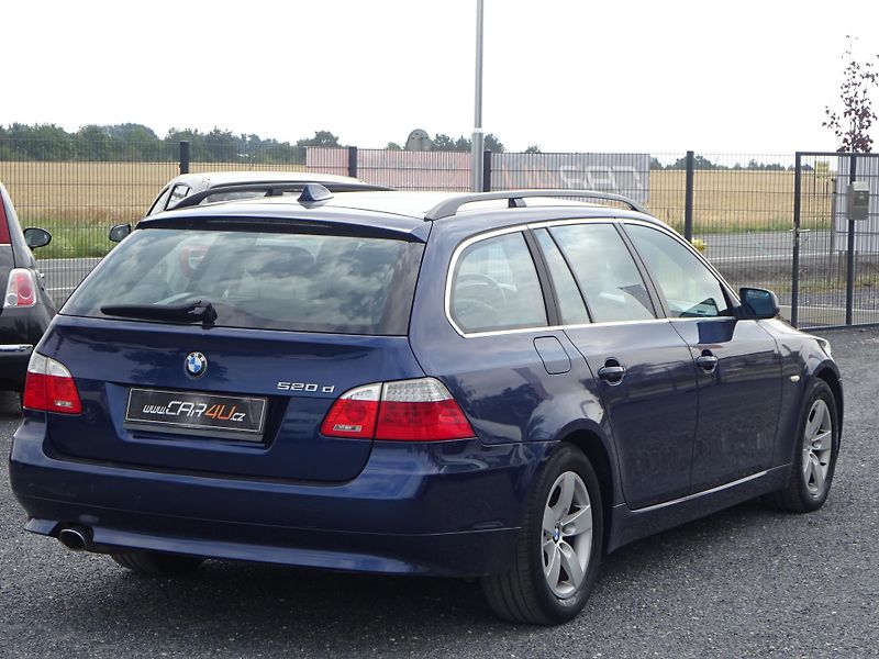 BMW Řada 5 520d 120kW KŮŽE SERVIS - fotka 22 z 31