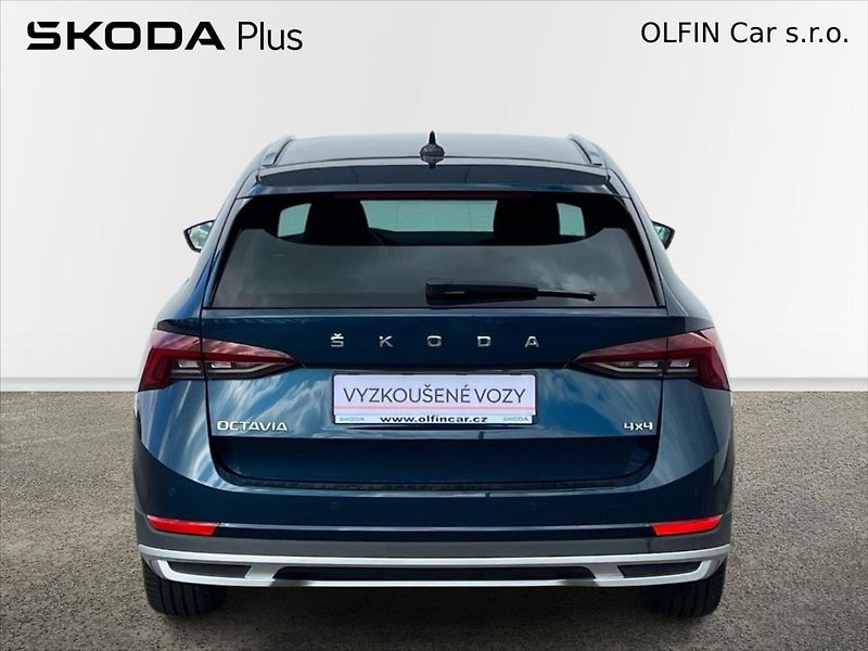 Škoda Octavia 2,0 TDi 110KW 7DSG 4x4  IV. SC - fotka 9 z 26