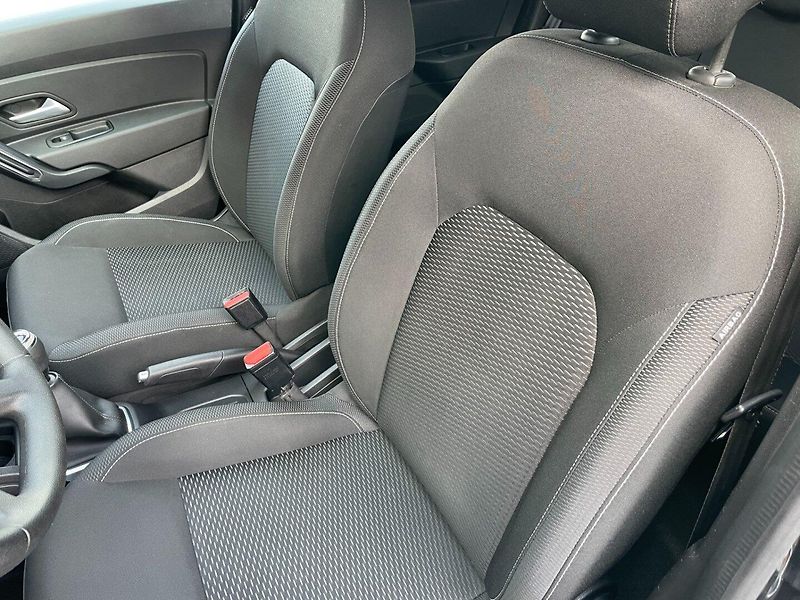 Dacia Duster (2018) 1.2TCe 92kW COMFORT TOP ! - fotka 14 z 24