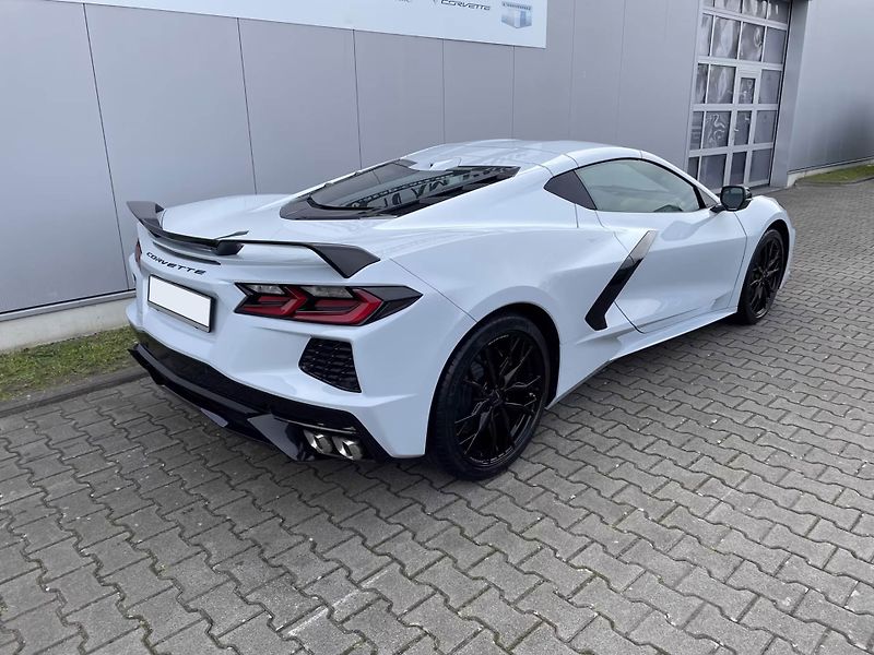 Chevrolet Corvette C8 Stingray 3LT Magnetic Lift - fotka 7 z 23