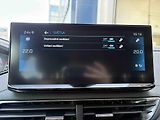 Peugeot 3008 (2023) AllurePack 1.2 PureTech 130K M - náhled 26