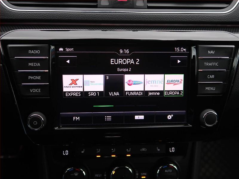 Škoda Superb (2016) Style 2.0 TDI, Automat, Kůže - fotka 16 z 19