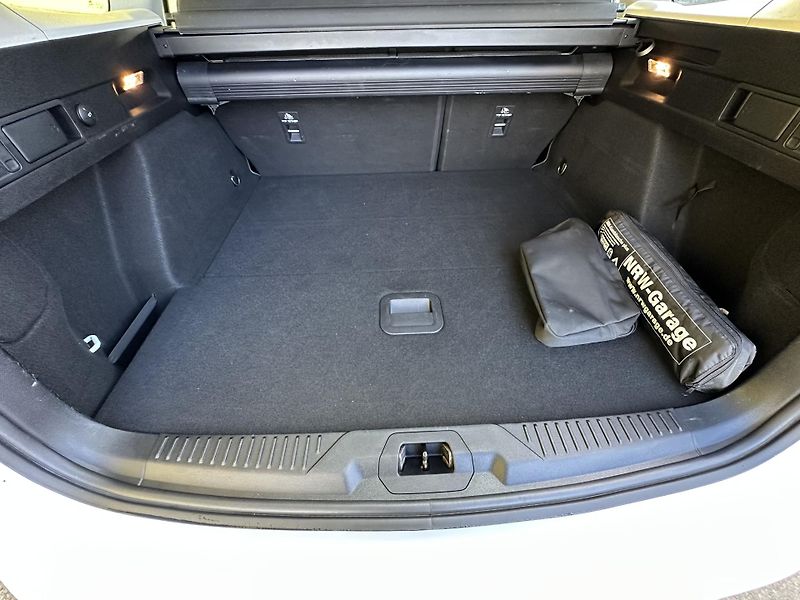 Ford Focus (2019) 1.5EcoBlue/88kW*KOMBI*1.Maj.TZ - fotka 28 z 39