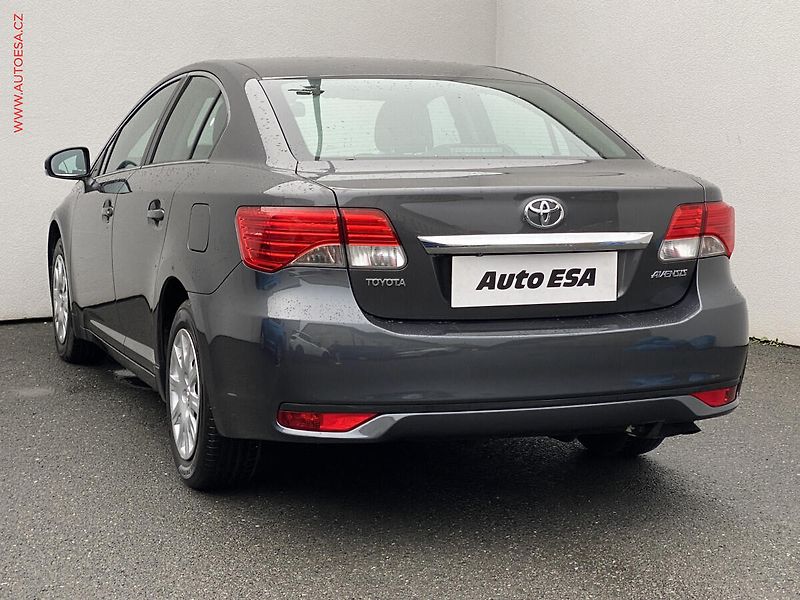 Toyota Avensis (2012) 1.8 VVT-i, +kola - fotka 6 z 19
