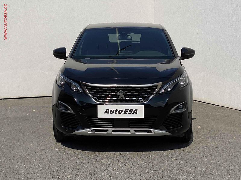 Peugeot 3008 (2019) 1.2 PT, GT Line, LED, navi - fotka 2 z 18