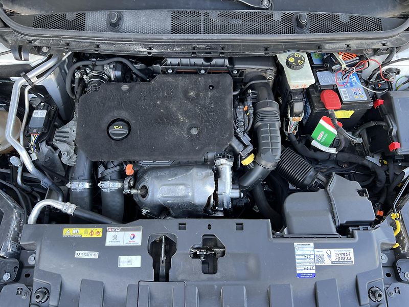 Peugeot 308 1.5HDi KLIMA KAMERA NAVI ALU - fotka 37 z 44