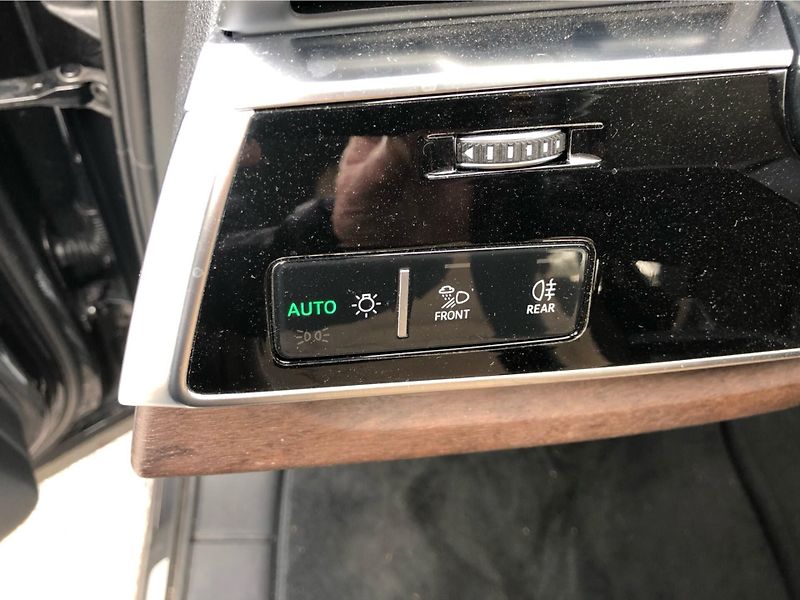 Audi Q7 50 TDI Quattro - fotka 16 z 30