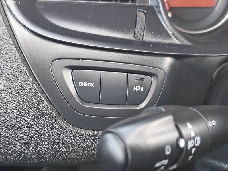 Citroën C5 (2015) - fotka 13 z 33