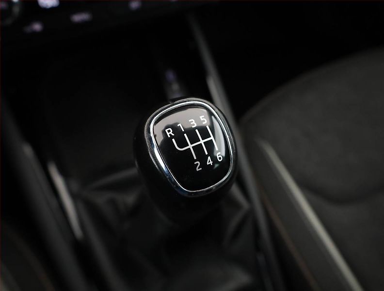 Škoda Scala (2020) Style 1.0 TSI, ČR,1.maj - fotka 10 z 17