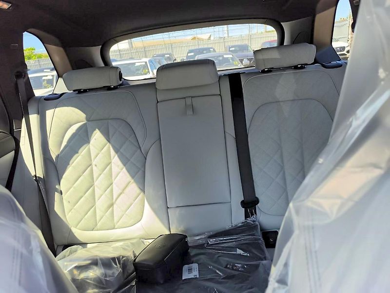BMW X5 (2026) Auto na cestě - fotka 11 z 15