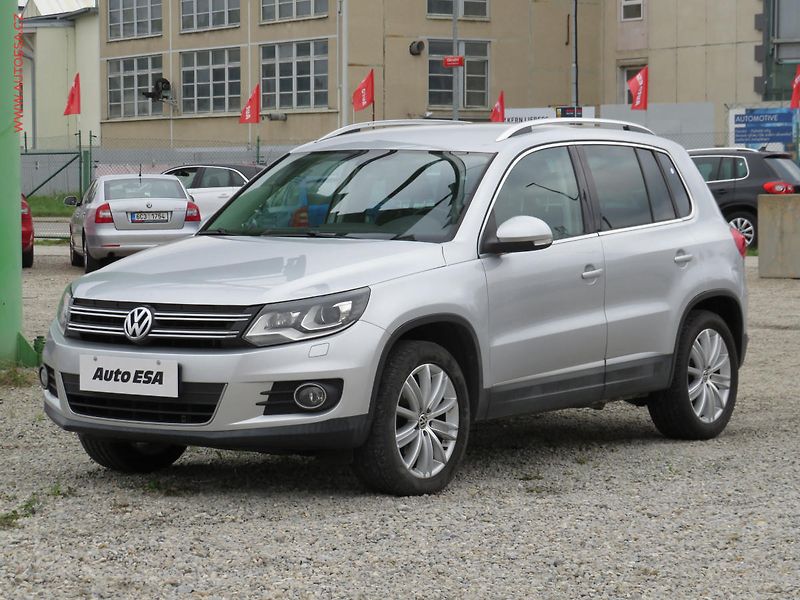 Volkswagen Tiguan (2012) 1.4 TSi, xenon, autoAC - fotka 3 z 27