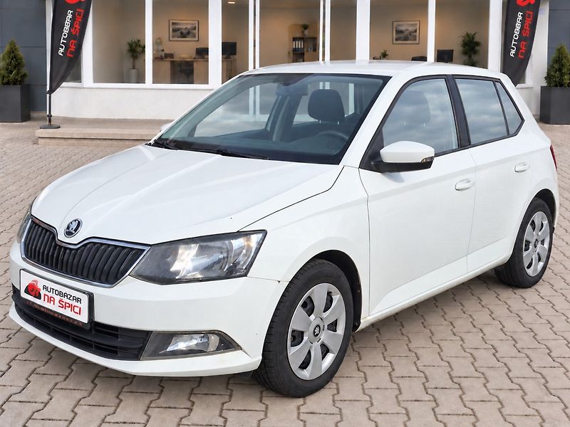 Škoda Fabia (2015) 1.2TSI 66kW -1.MAJITEL - fotka 4 z 42