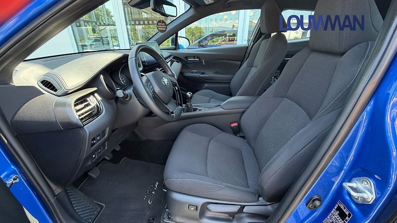 Toyota C-HR 1.2  6M  Active - fotka 14 z 26
