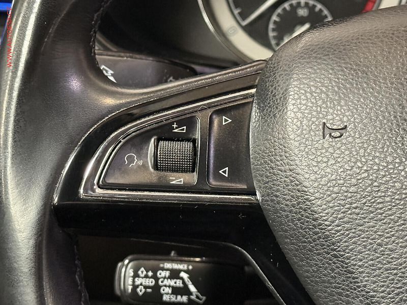 Škoda Superb (2015) 2.0 TDi 4x4, ČR, L&K, DSG - fotka 16 z 23