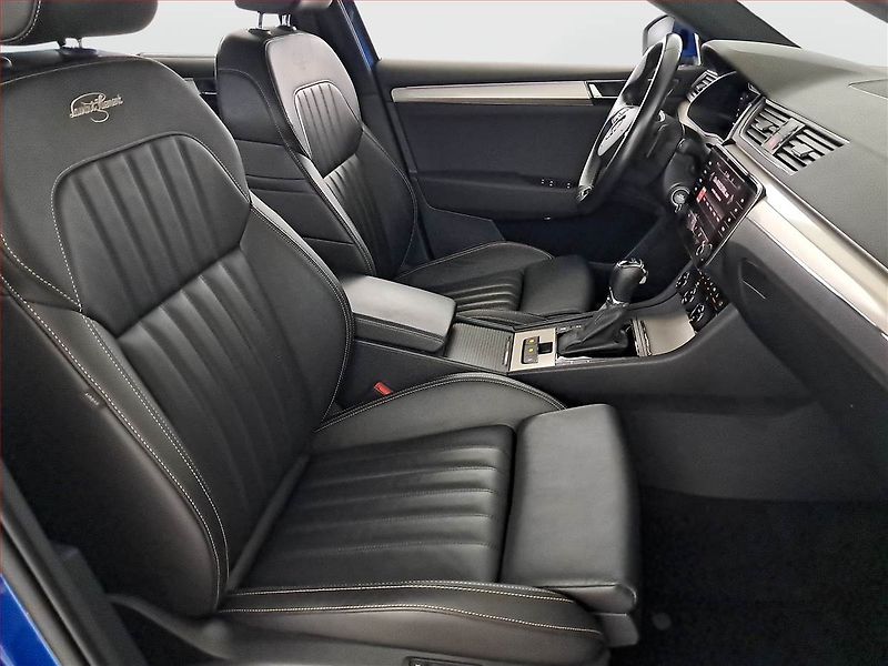 Škoda Superb (2021) Laurin&Klement 2.0 TDI - fotka 9 z 20