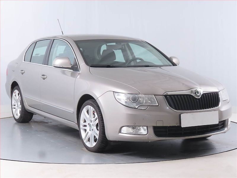 Škoda Superb (2009) 3.6 FSI V6, 4X4, Automat - fotka 1 z 16