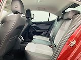 Škoda Octavia 1,5 TSI m-HEV 110kW DSG Top Se - náhled 6