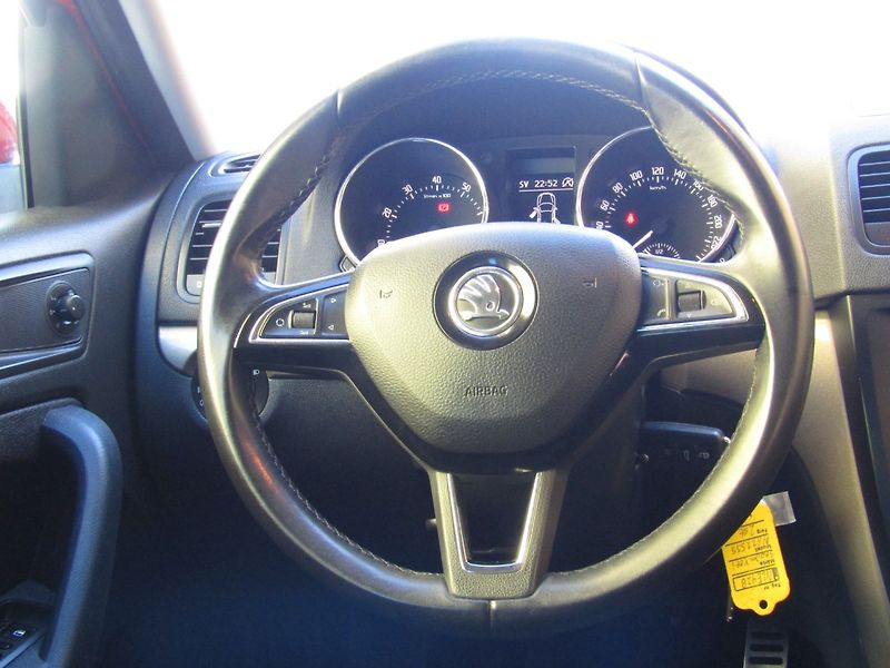 Škoda Yeti (2014) 1.4 TSI 90kW TOP QUALITY - fotka 16 z 36