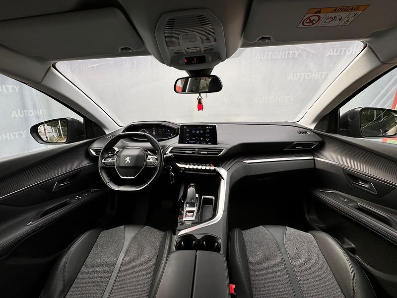 Peugeot 3008 1.5 BlueHDi Allure Aut., ČR - fotka 14 z 26