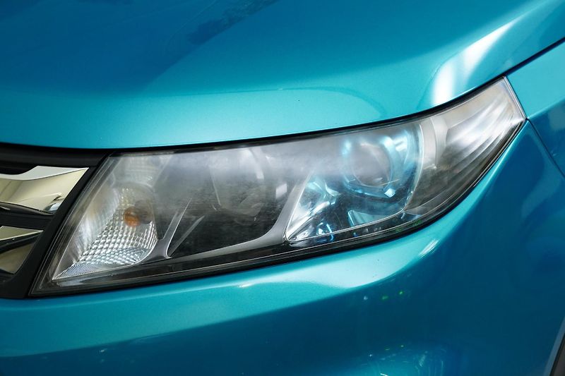 Suzuki Vitara - fotka 9 z 27