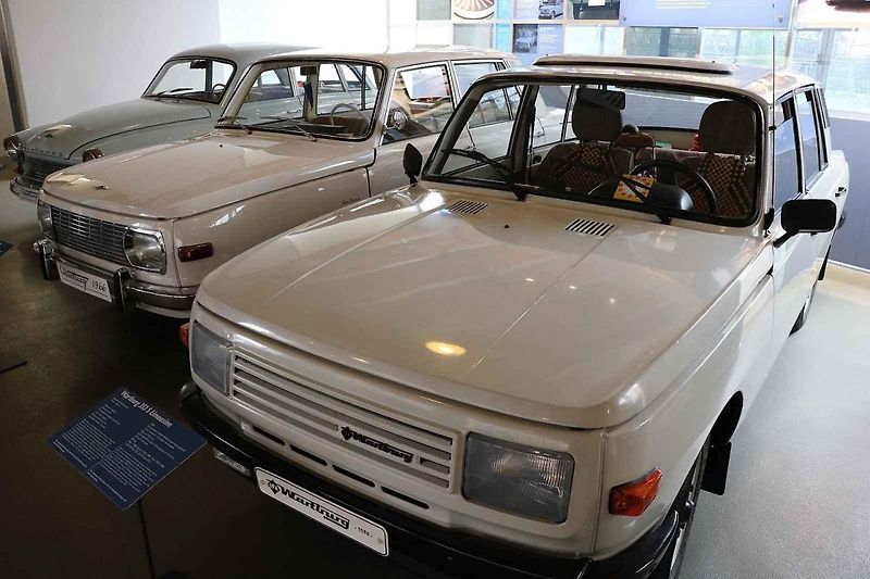 Tento čtyřtaktní Wartburg se vyráběl jen necelé tři roky