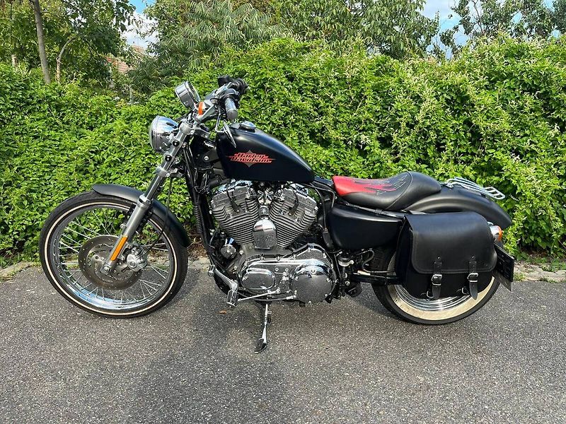 Harley-Davidson XL 1200V Sportster Seventy-Two (2012) - fotka 5 z 15