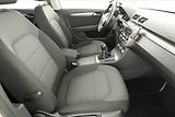 Volkswagen Passat (2014) 2.0 TDI, Navi, Tempomat - náhled 7