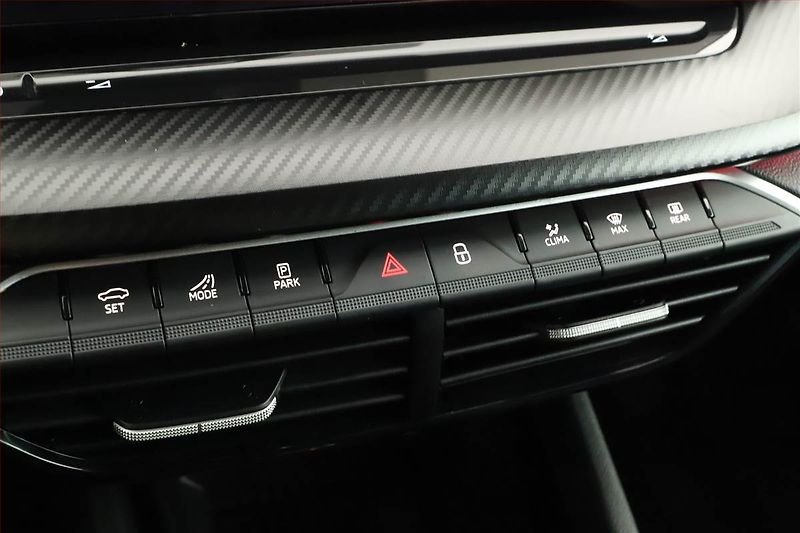 Škoda Octavia (2025) Sportline 2.0 TDI - fotka 12 z 18