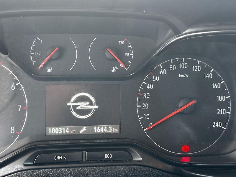 Opel Combo VAN-1.5CDTi-75KW-L1H1-KLIMA- - fotka 21 z 21
