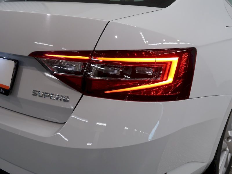 Škoda Superb (2019) AMBITION 2.0TDI 110KW DSG CANT - fotka 11 z 38