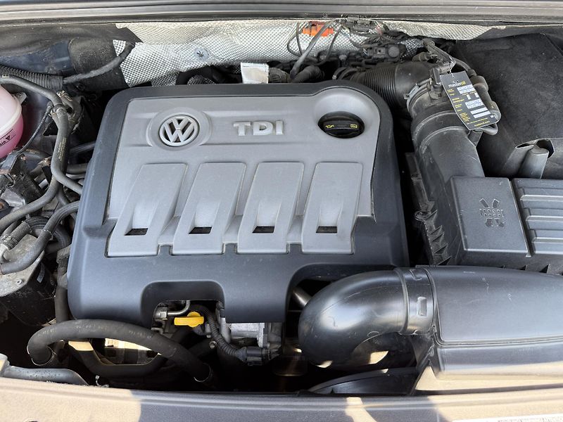Volkswagen Sharan 2.0 TDI KAMERA TAŽNÉ ROZVODY - fotka 53 z 55