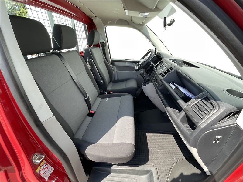 Volkswagen Transporter 2,0 TDI 4Motion TAŽNÉ 255x195 - fotka 13 z 18