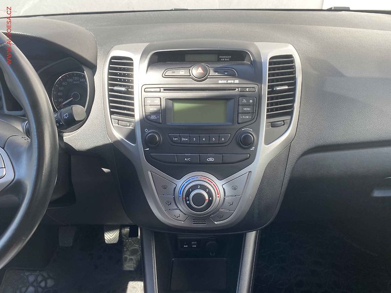 Hyundai ix20 (2019) 1.6i, ČR, servis.kniha, AC - fotka 12 z 15