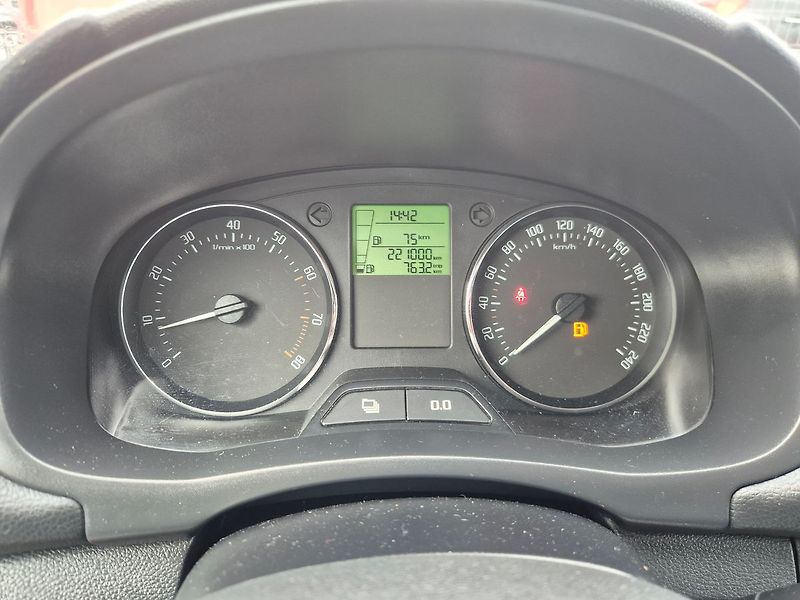 Škoda Roomster 1.2TSi 63kW - fotka 13 z 18