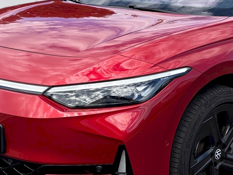 Volkswagen ID.7 Tourer (2025) GTX 250 KW, 86 KWH Tažné - fotka 12 z 32