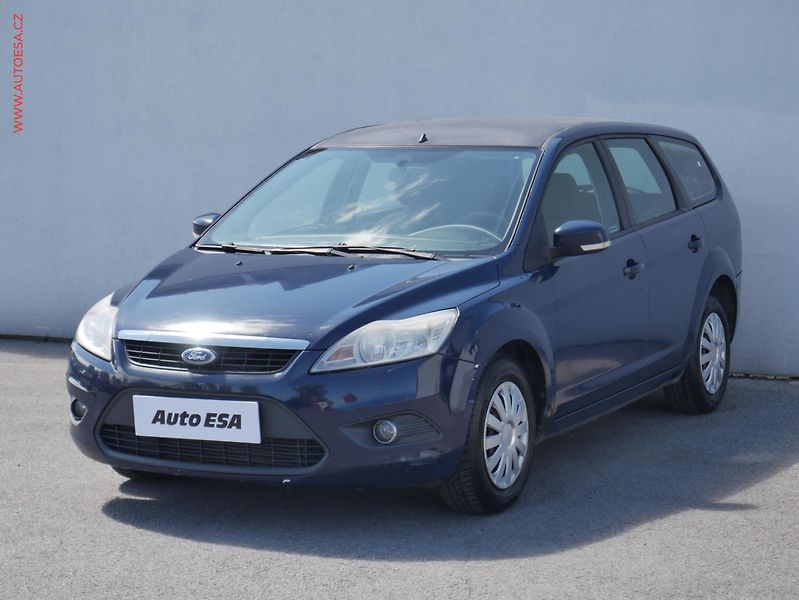 Ford Focus (2008) 1.6 TDCi, ČR, AC - fotka 3 z 16