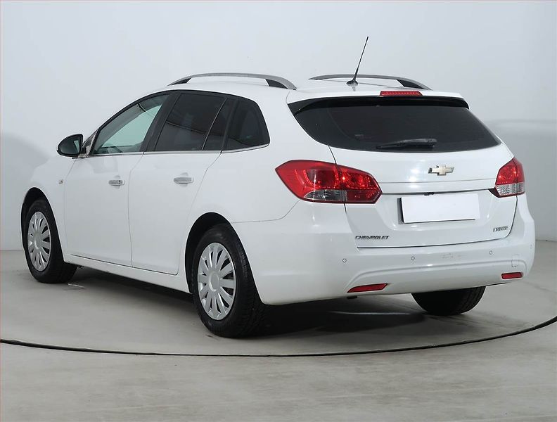 Chevrolet Cruze (2013) 1.8 i 16V, po STK - fotka 4 z 17