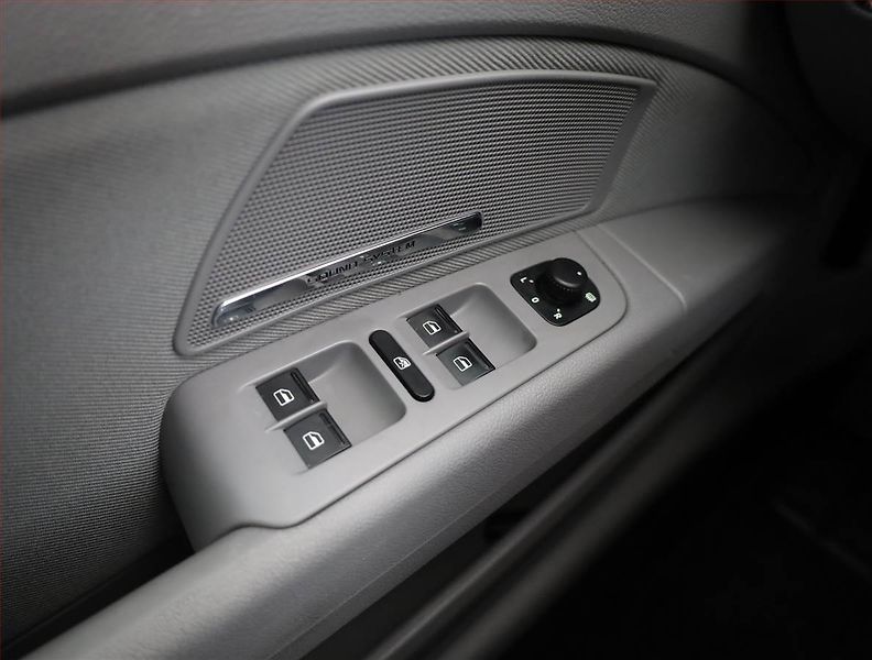 Škoda Superb (2015) Ambition 1.4 TSI, Serv.kniha - fotka 16 z 20