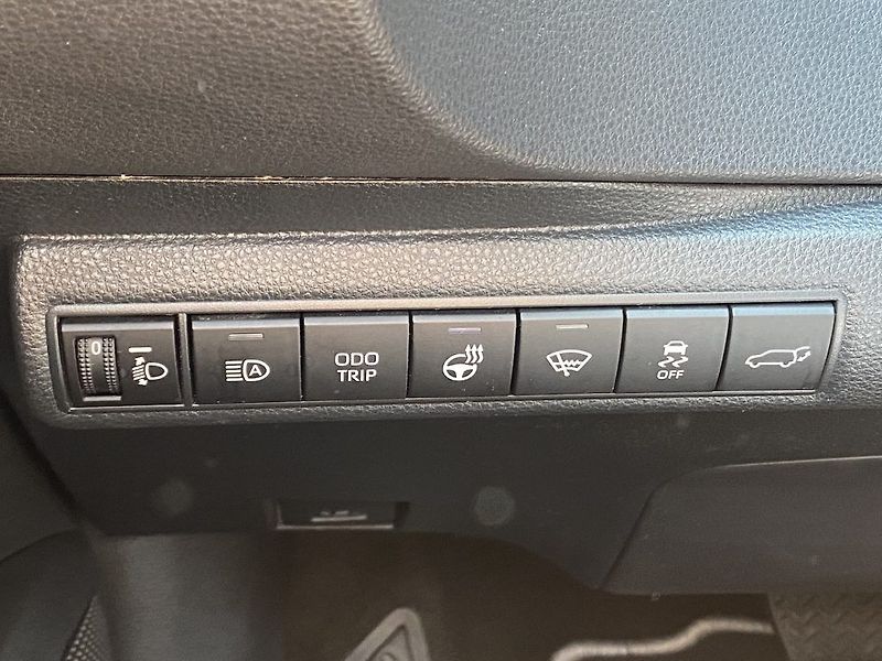 Toyota Corolla 2.0HEV, ČR, GR Sport, DPH - fotka 23 z 29