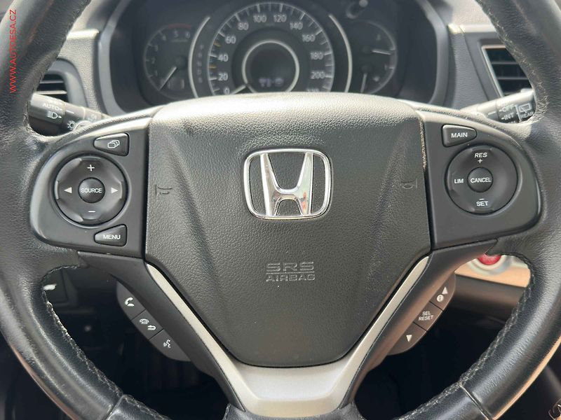 Honda CR-V (2014) 2.2 4x4, 2.maj,ČR, AT, STK7 - fotka 15 z 24