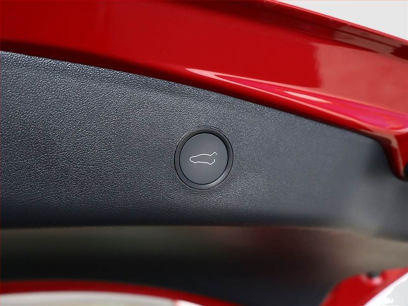 Tesla Model 3 (2022) Performance 79kWh, SoH 96% - fotka 20 z 23